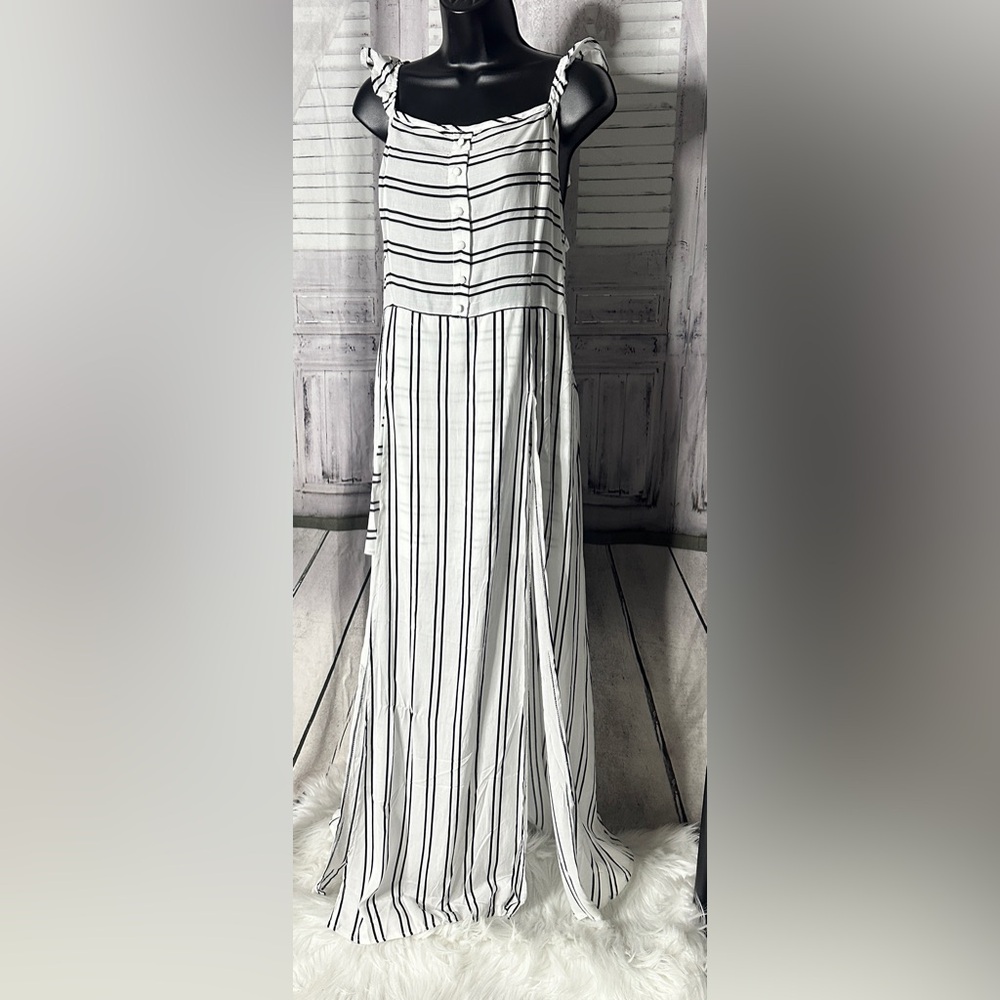 THINKING BOUT YOU MAXI PLAYSUIT IN WHITE STRIPE - Picture 7 of 8